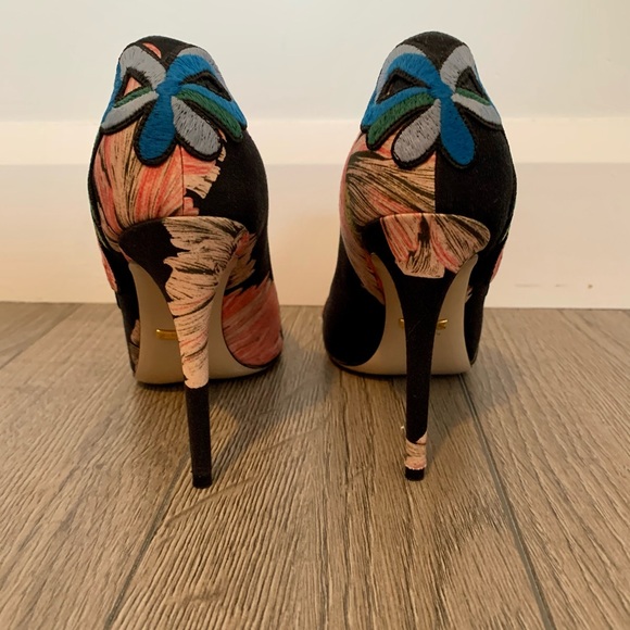 🔴SOLD🔴 Gucci Ophelia embroidered pump 100mm size 36 - Picture 4 of 8